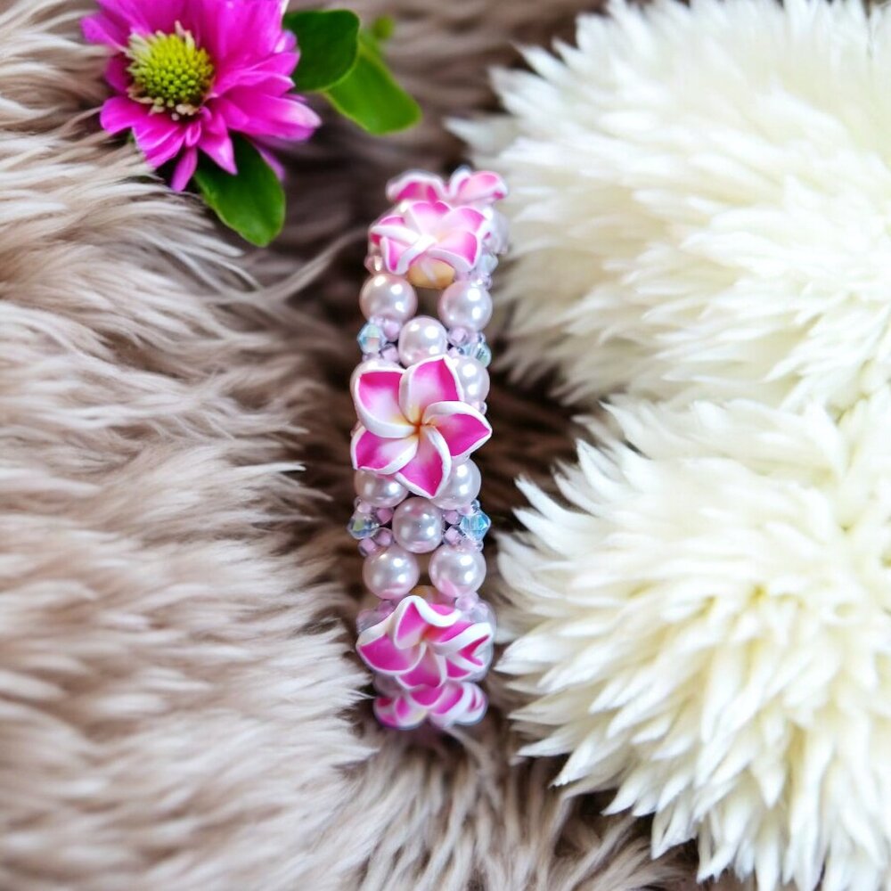 Hawaiian Tropical Plumeria Faux Glass Baby Pink Pearl Boho Beaded Bracelet